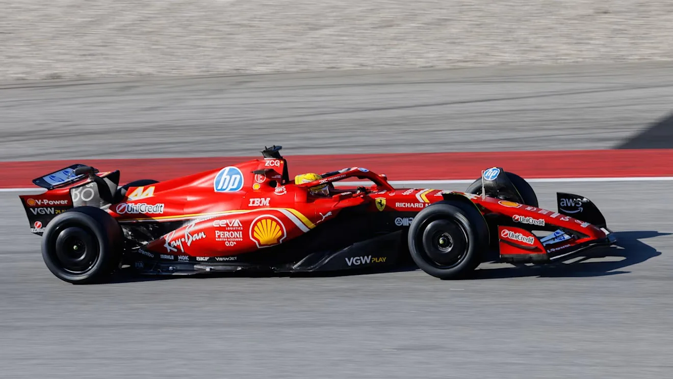 Lewis Hamilton Ferrari SF-24 Test Pirelli Barcellona 2025