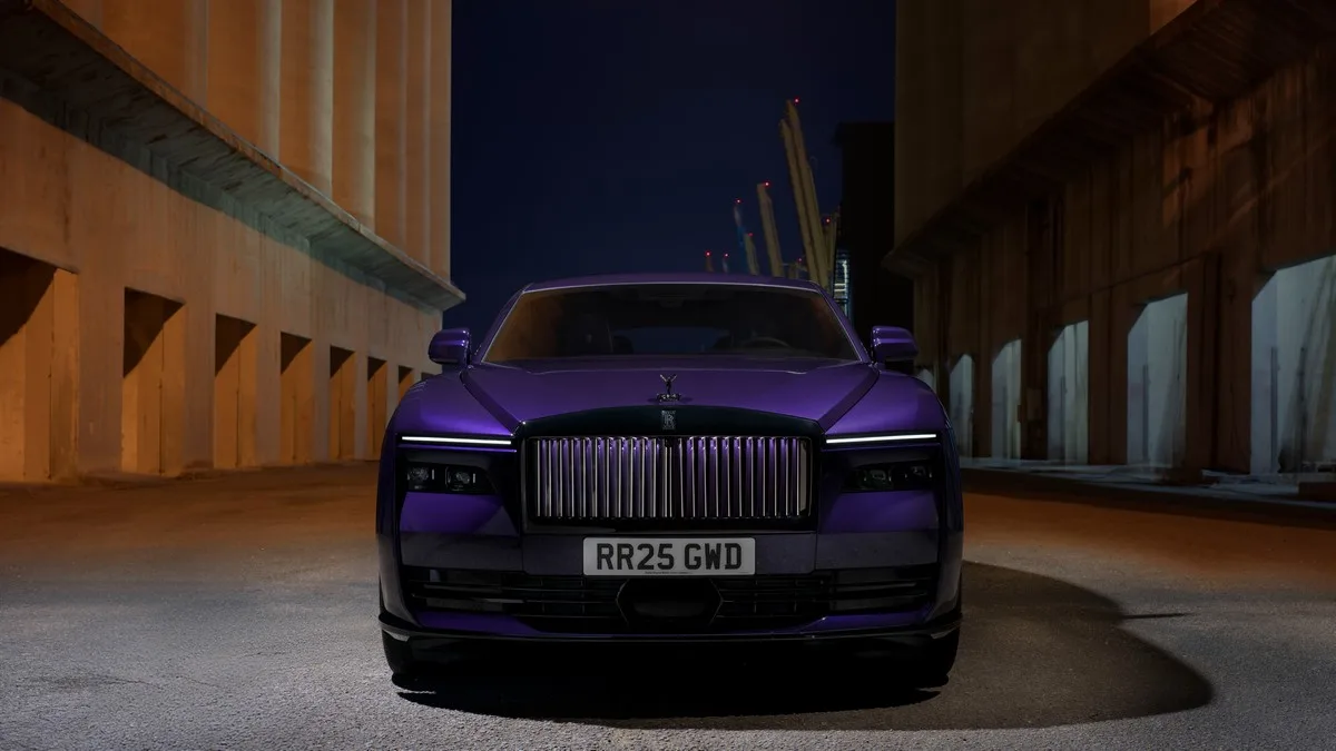 Rolls-Royce Black Badge Spectre