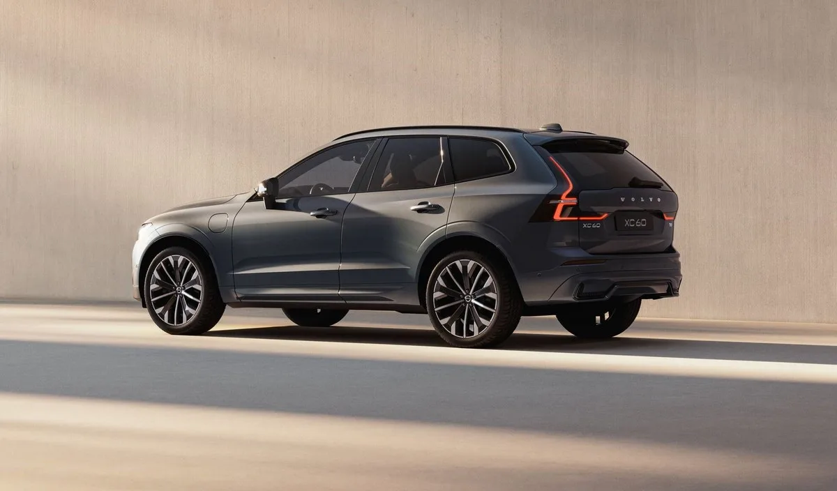 Volvo XC60 2025