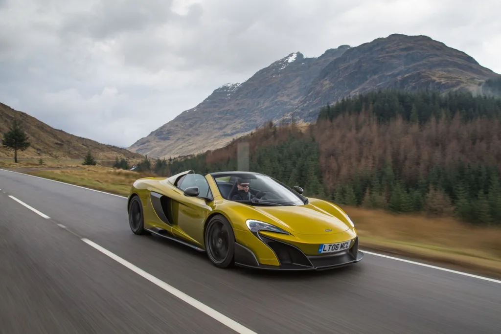 2016 McLaren 675LT Spider